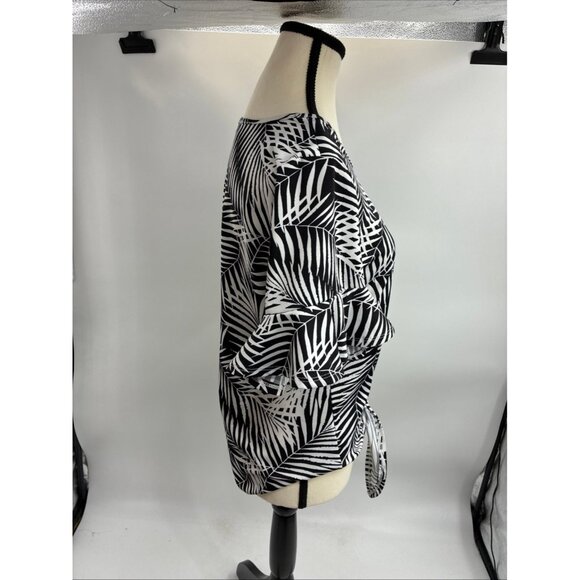 89TH + MADISON Women's Black White Palm Print Blouse M Ruffle Sleeve - Picture 3 of 6